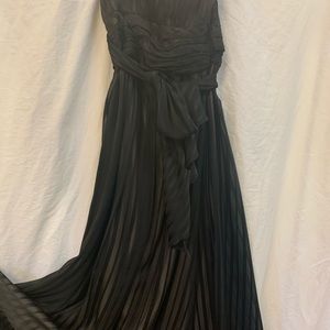 BCBG MAXAZARIA beautiful 12p vintage style